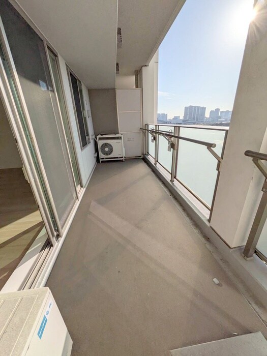 スカイズタワー＆ガーデン(908)の物件内観写真