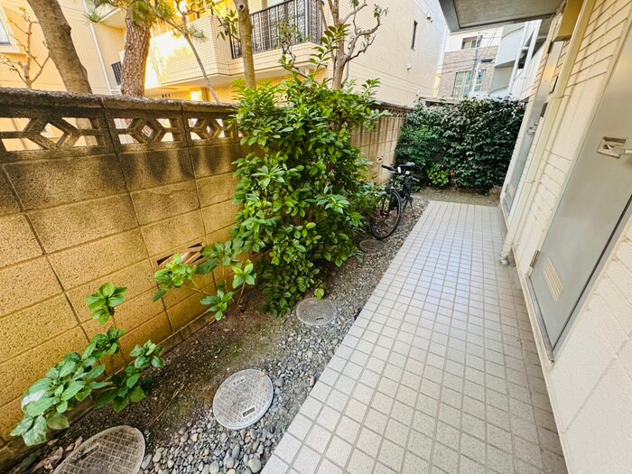 リバ－サイド皐月の物件外観写真