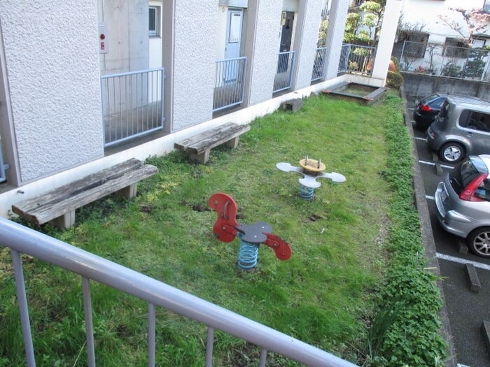 ハウズプラザの物件外観写真