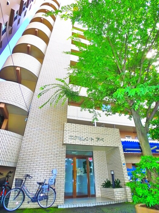 エクセレント　アベの物件外観写真