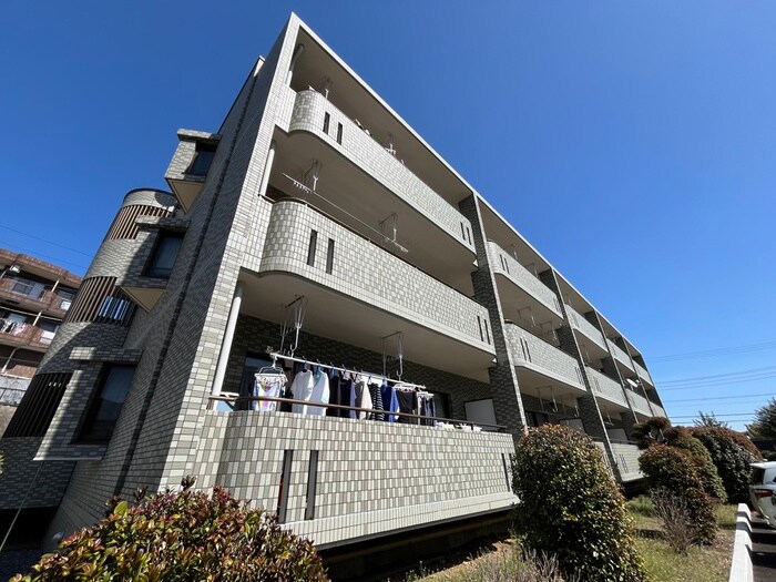 ヴェルドミールの物件外観写真