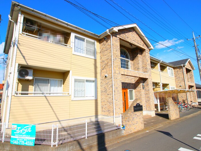 フォレストコートの物件外観写真