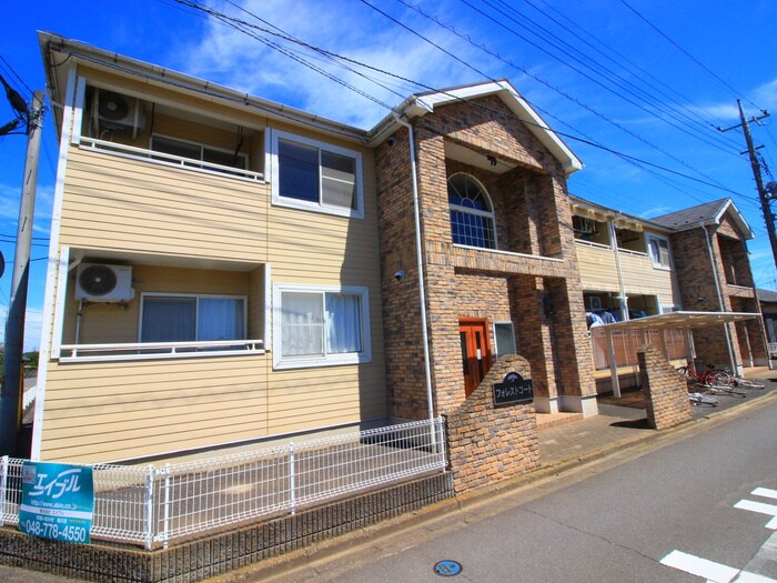 フォレストコートの物件外観写真