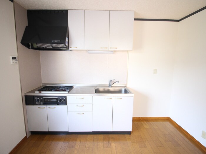 フォレストコートの物件内観写真