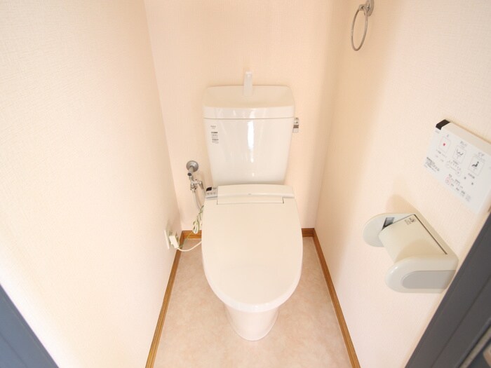 フォレストコートの物件内観写真