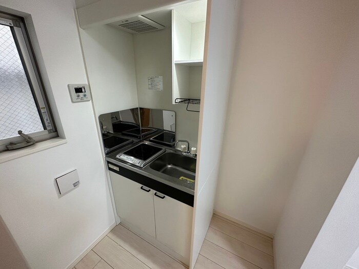 BRIGHT　EARTH　SUGAMOの物件内観写真