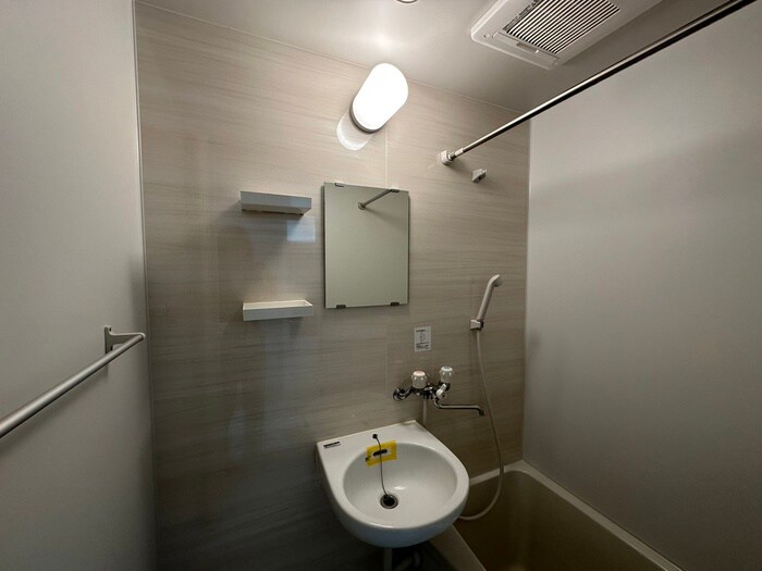 BRIGHT　EARTH　SUGAMOの物件内観写真