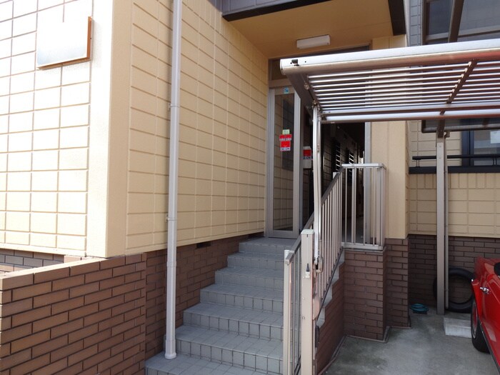 フォレストブライトの物件外観写真