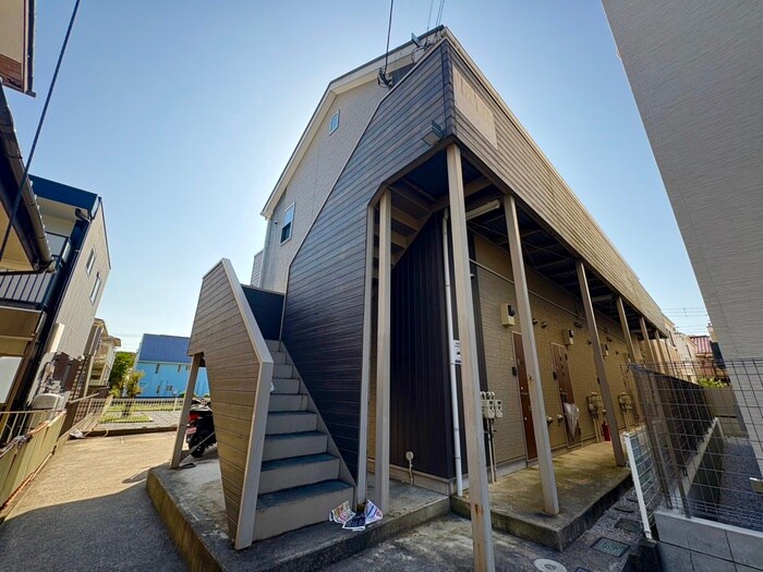 シャン・ドゥ・ブレの物件外観写真