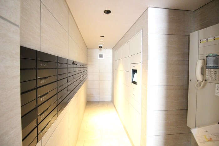 ラクラス中野南台の物件外観写真