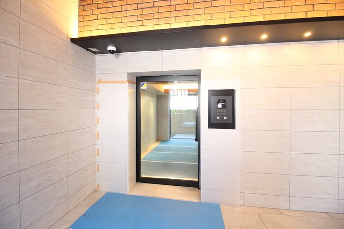 ラクラス中野南台の物件外観写真