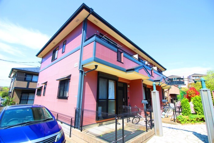 もみの木プレイスＢの物件外観写真