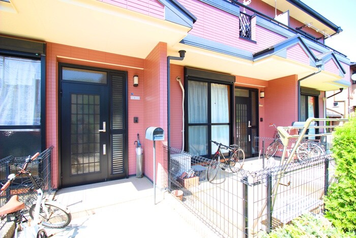 もみの木プレイスＢの物件外観写真