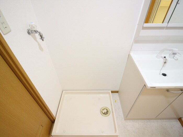 もみの木プレイスＢの物件内観写真