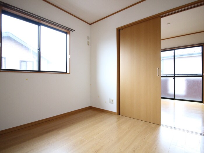 もみの木プレイスＢの物件内観写真