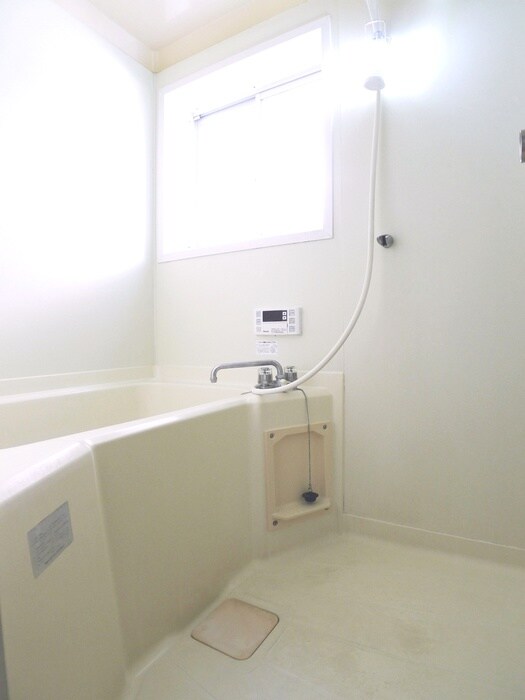 五香メゾネットの物件内観写真