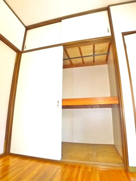 五香メゾネットの物件内観写真