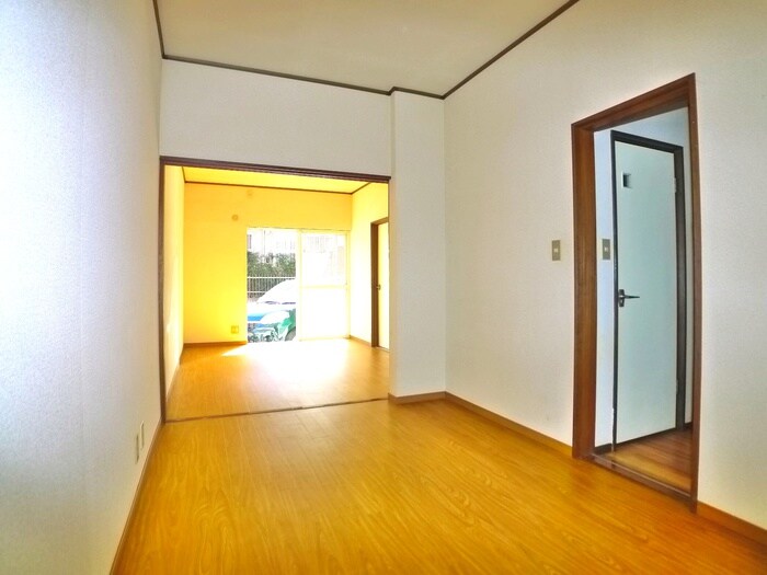 五香メゾネットの物件内観写真