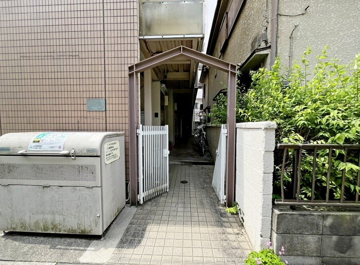 メゾン荻窪の物件外観写真