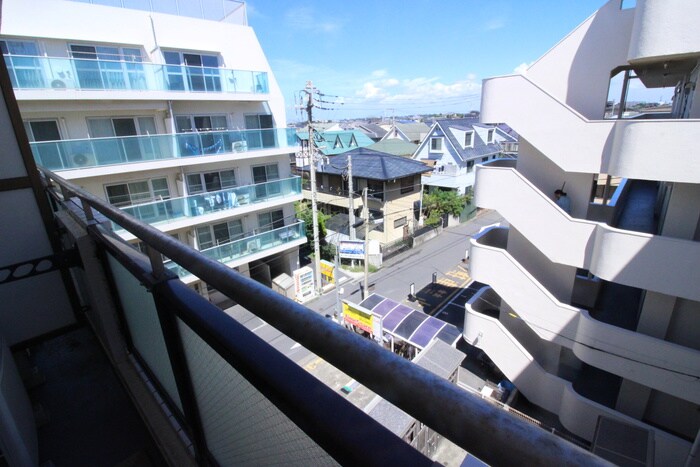 シ－サイドビラ鵠沼の物件内観写真