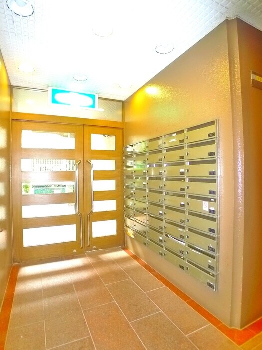 ル－ラル五番館の物件外観写真