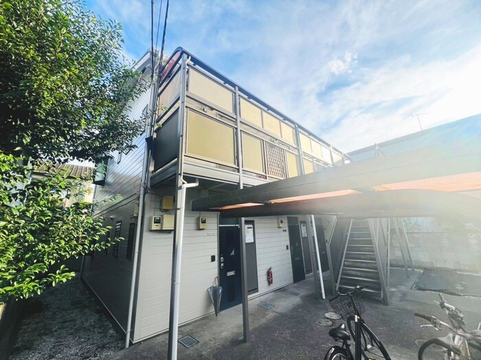 グリーンモアの物件外観写真