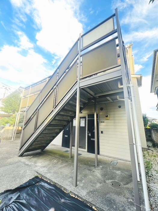 グリーンモアの物件外観写真