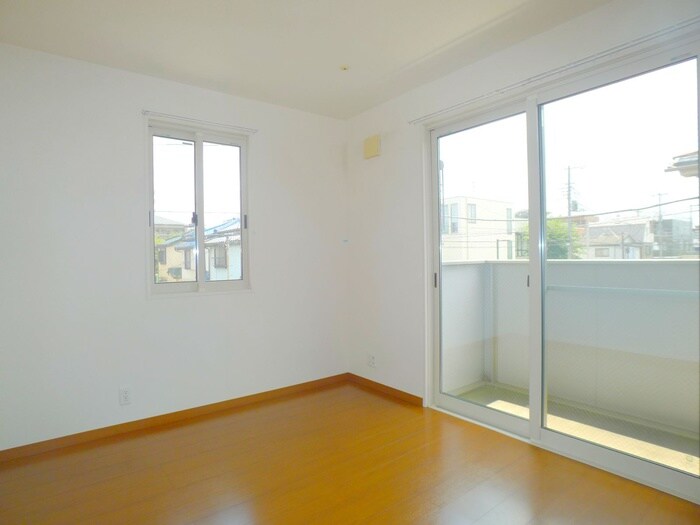 ジュ・マルティⅡの物件内観写真