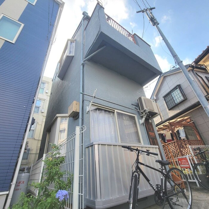 オレンジステアーズの物件外観写真