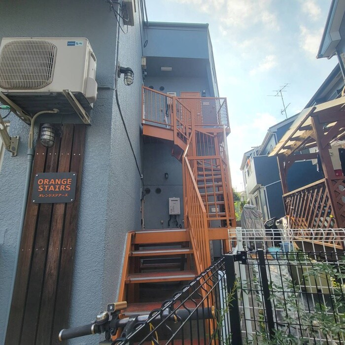 オレンジステアーズの物件外観写真