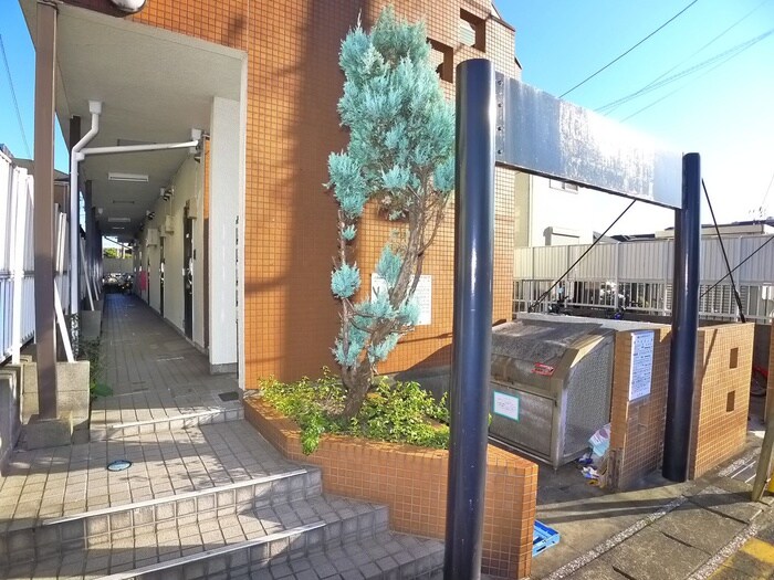 ノーリーズン松戸の物件外観写真