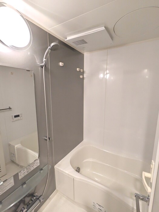 コスモリード新宿余丁町の物件内観写真