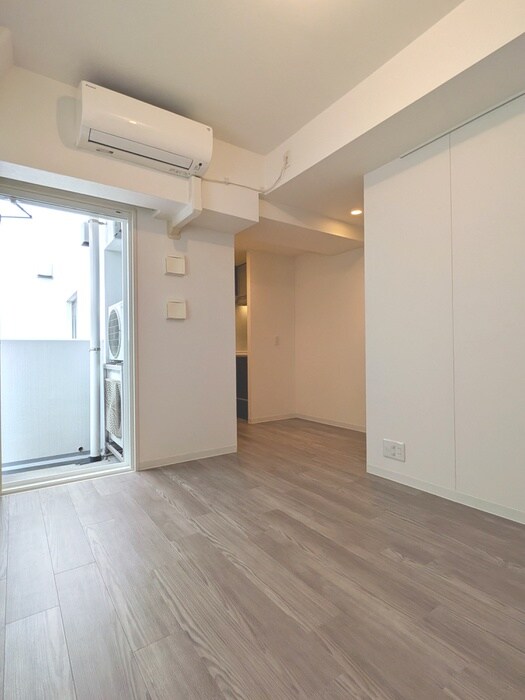 コスモリード新宿余丁町の物件内観写真