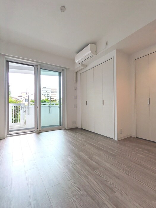 コスモリード新宿余丁町の物件内観写真