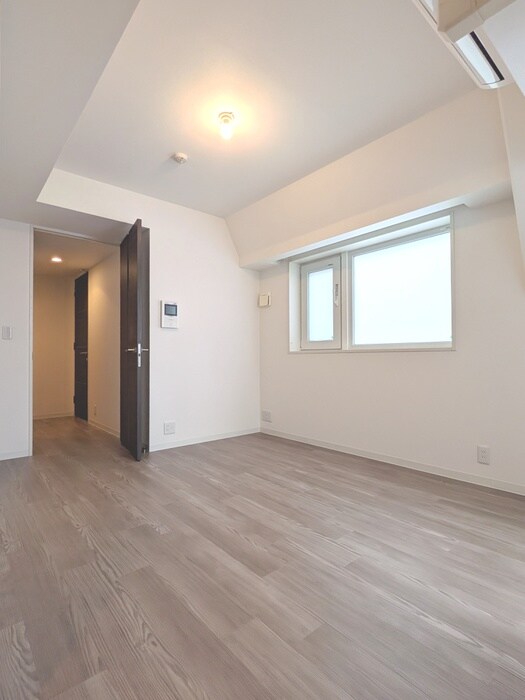 コスモリード新宿余丁町の物件内観写真