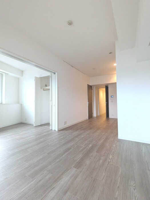 コスモリード新宿余丁町の物件内観写真