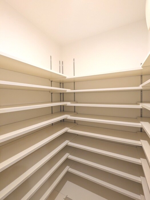 コスモリード新宿余丁町の物件内観写真