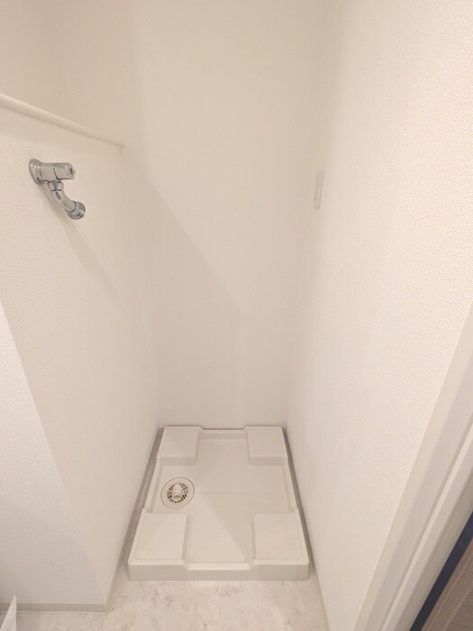 コスモリード新宿余丁町の物件内観写真