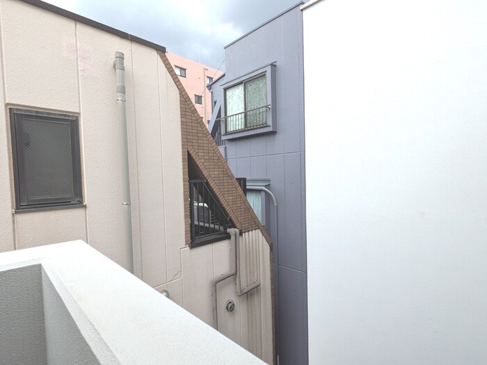 コスモリード新宿余丁町の物件内観写真