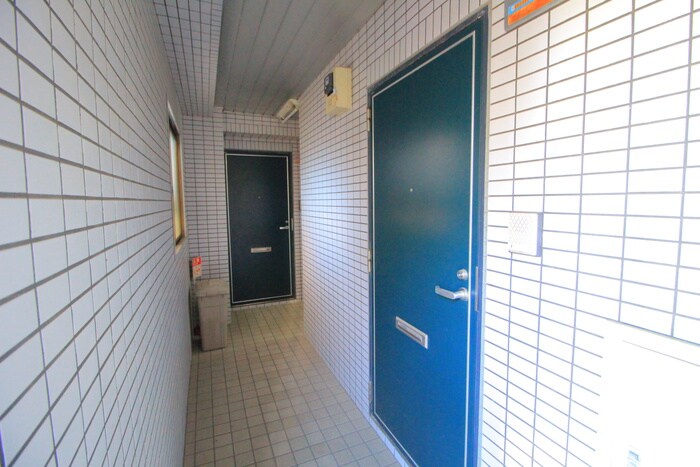 大屋ビルの物件外観写真