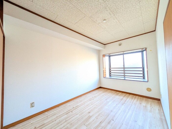 ハイツ崇善の物件内観写真