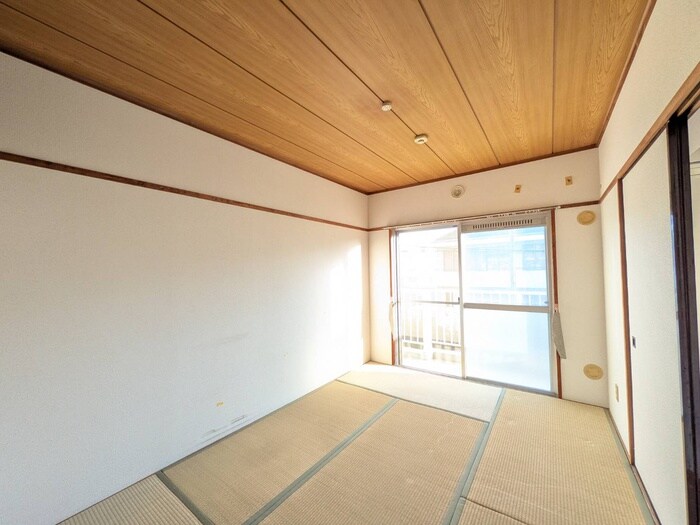 ハイツ崇善の物件内観写真