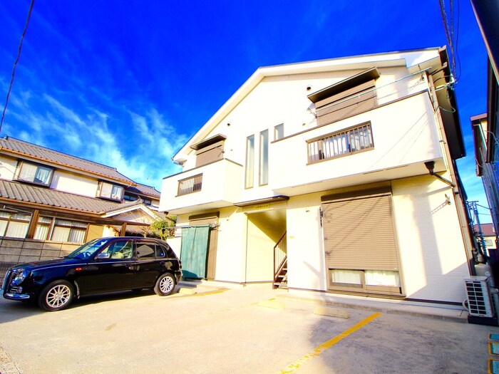 いなほハイツの物件外観写真