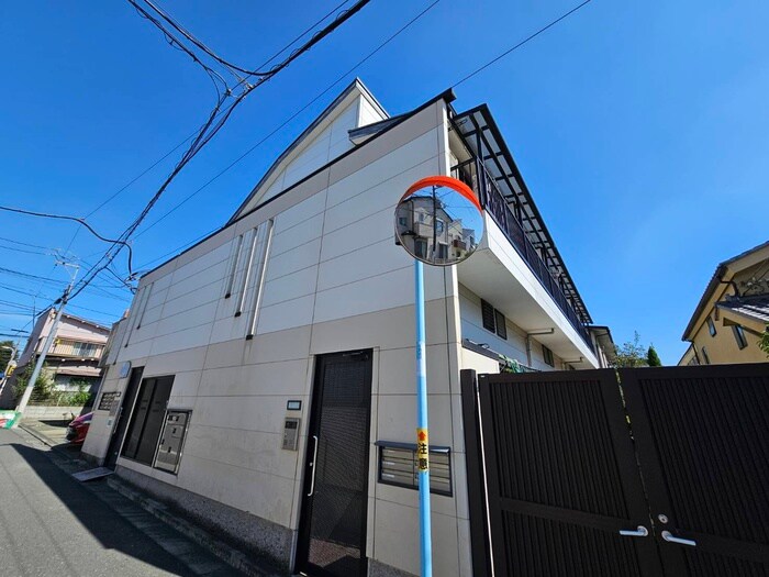 ブル－ベル上井草の物件外観写真