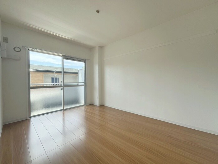 エレガントプラザの物件内観写真