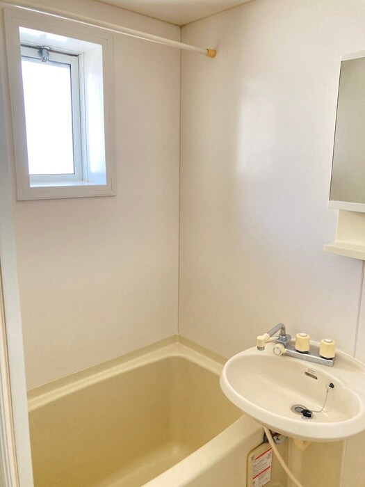 ベルコリ－ヌⅢの物件内観写真