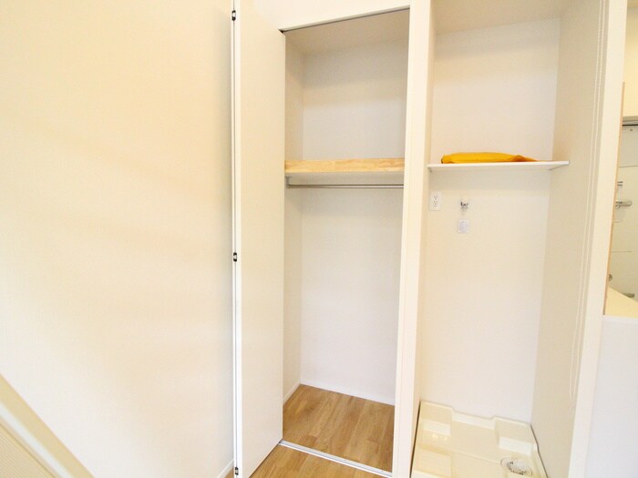 チトカラアパートメントの物件内観写真