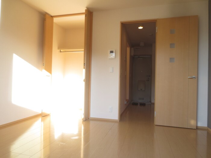 エムグランデⅠの物件内観写真