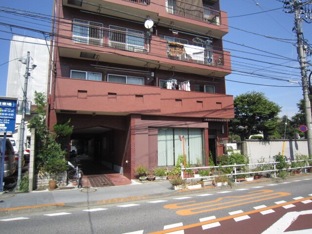 マンション高田(203)の物件外観写真