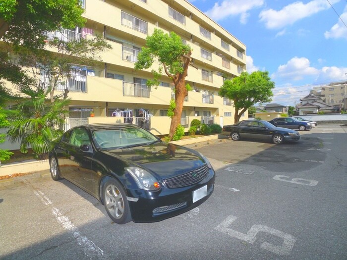 尾花第２フラワーマンションの物件外観写真